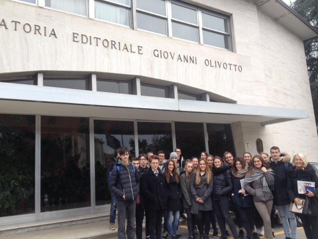 La classe 3B in visita aziendale alla Legatoria Olivotto